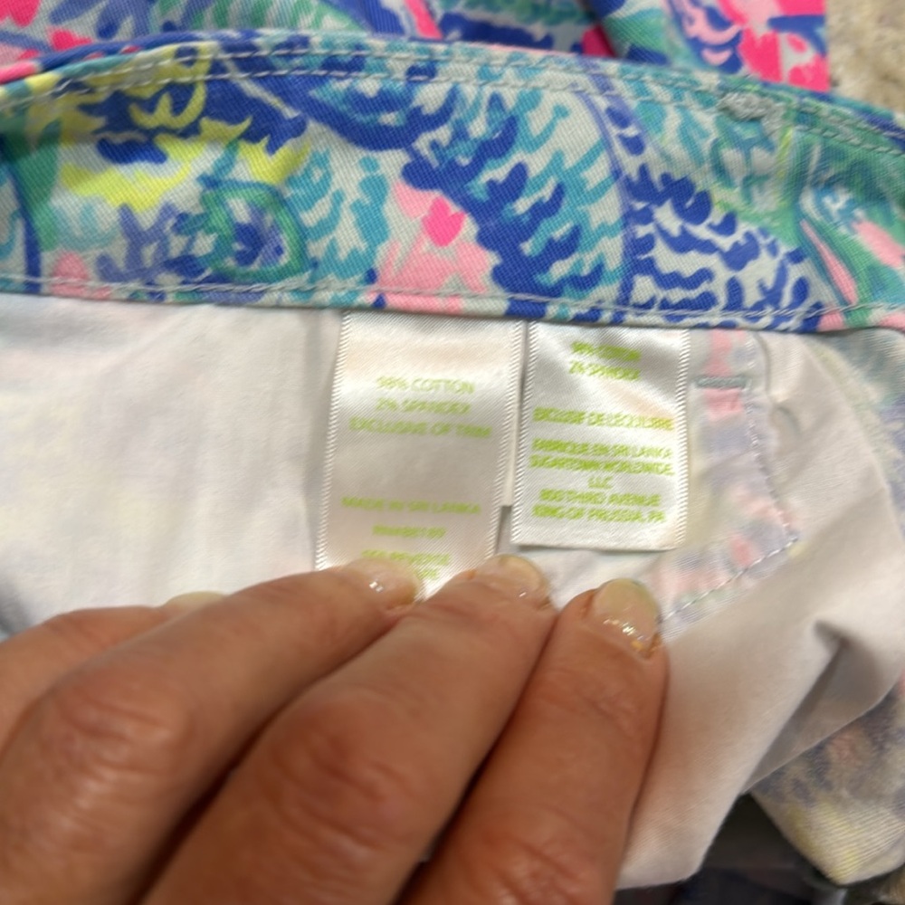 Lilly Pulitzer 5” Callahan shorts - Picture 8 of 10